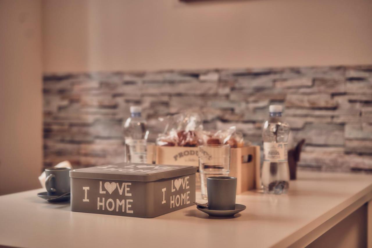 Travelershome Ciampino 170 Station Street Eksteriør bilde
